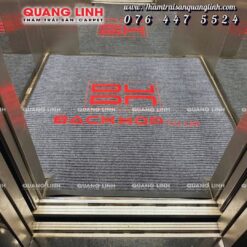 Thảm lót sàn trải thang máy