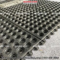 Thảm cao su chống trượt cho nhà bếp khu sản xuất QL90